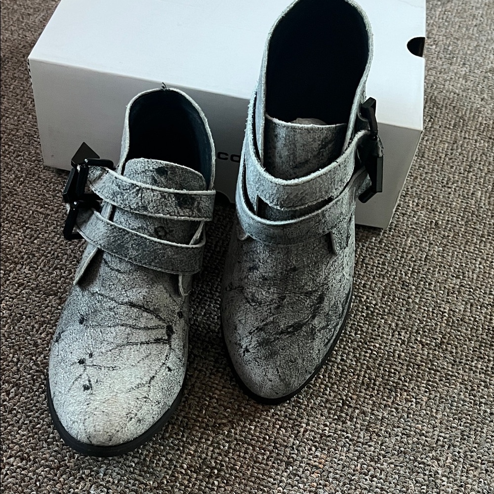 Volcom Bleached Black Textured Ankle Boots with Buckles